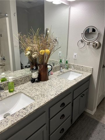 15 Rillington Drive, Bella Vista, AR 72714