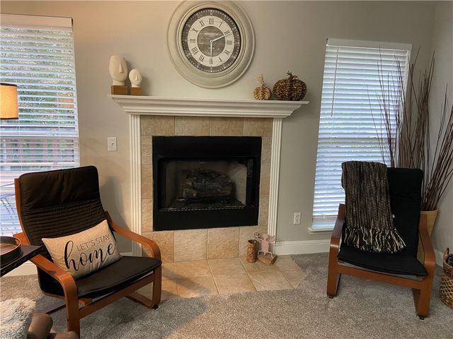 15 Rillington Drive, Bella Vista, AR 72714