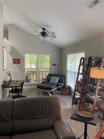 15 Rillington Drive, Bella Vista, AR 72714