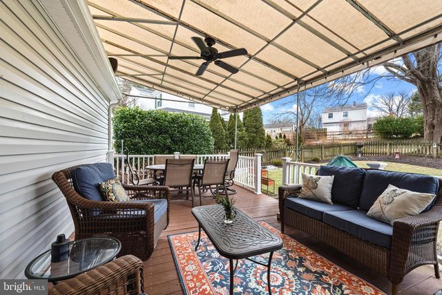 6 SANDSPRING CT, Cockeysville, MD 21030