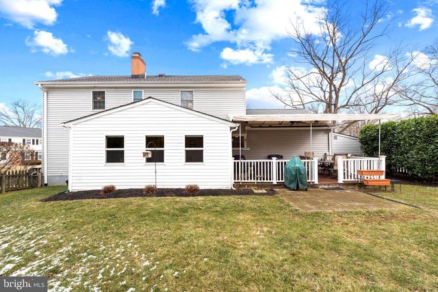 6 SANDSPRING CT, Cockeysville, MD 21030