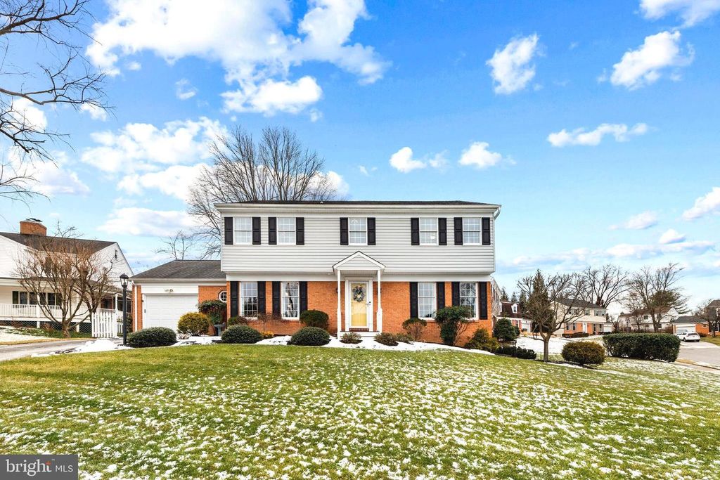 6 SANDSPRING CT, Cockeysville, MD 21030