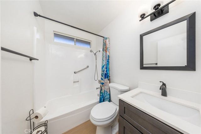 222 Dawn Way, Banning, CA 92220