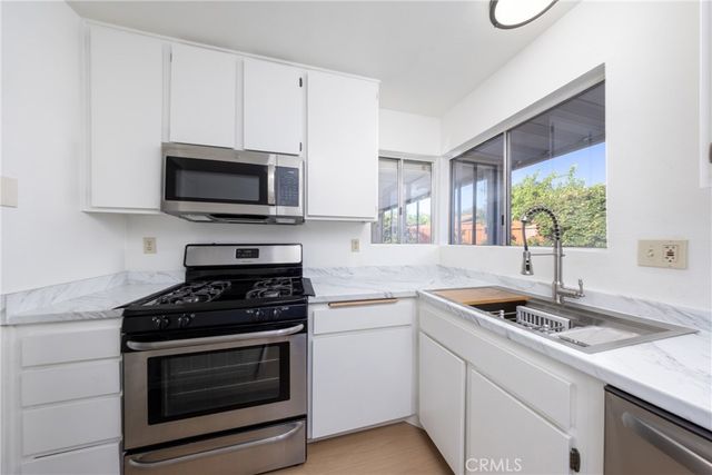 222 Dawn Way, Banning, CA 92220