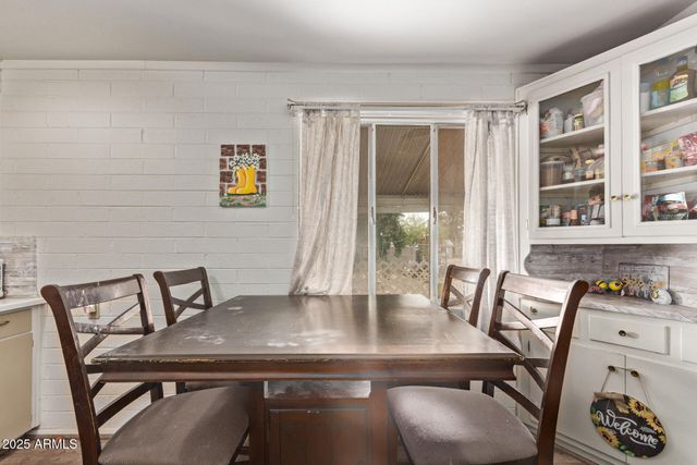 270 Debs Circle, Morristown, AZ 85342