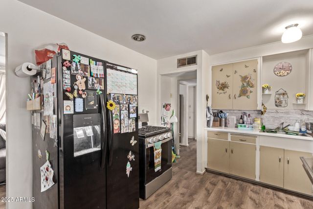 270 Debs Circle, Morristown, AZ 85342