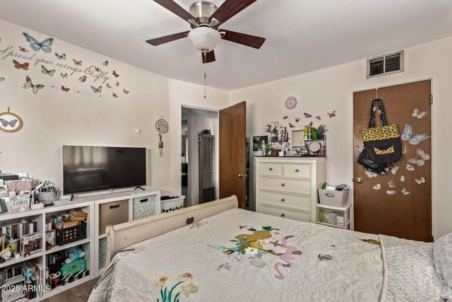 270 Debs Circle, Morristown, AZ 85342