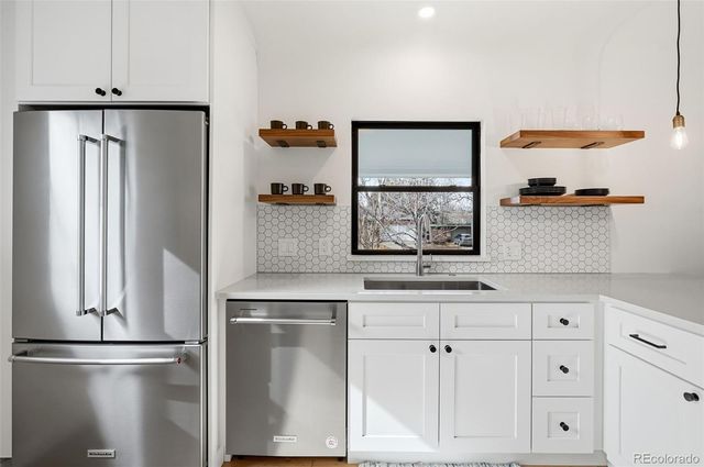 1120 Grape Street, Denver, CO 80220