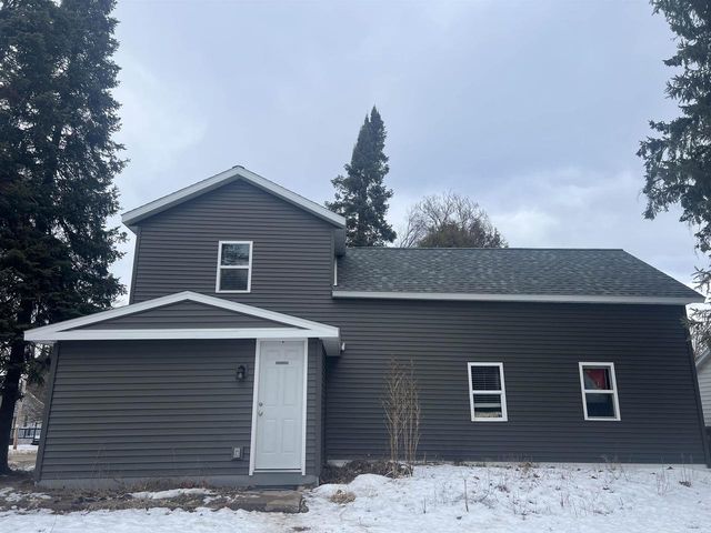 601 5TH AVENUE, Stevens Point, WI 54481