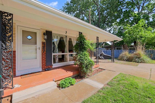 427 Ivah, Haysville, KS 67060