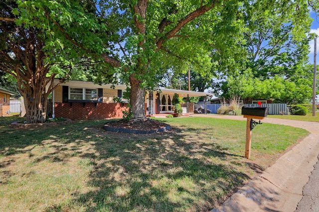 427 Ivah, Haysville, KS 67060