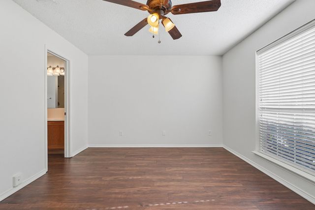 736 Trees Drive, Cedar Hill, TX 75104