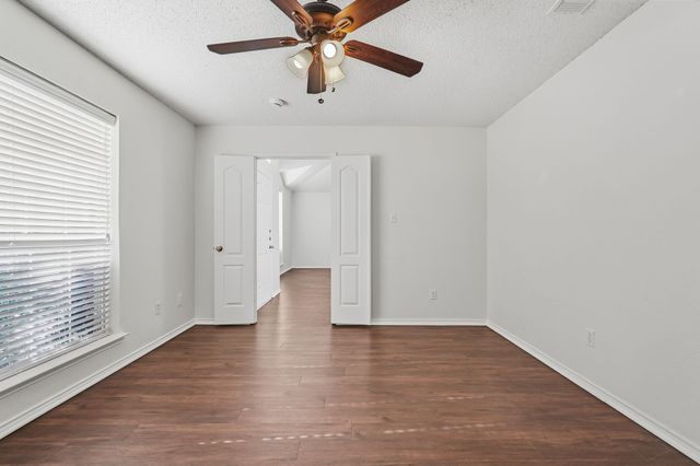 736 Trees Drive, Cedar Hill, TX 75104