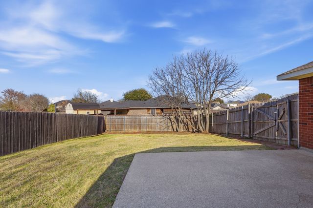 736 Trees Drive, Cedar Hill, TX 75104