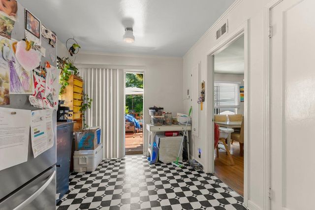 109 Hobart Avenue, San Mateo, CA 94402
