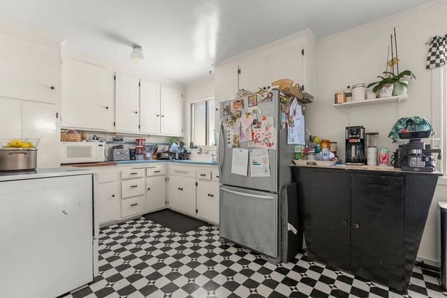 109 Hobart Avenue, San Mateo, CA 94402