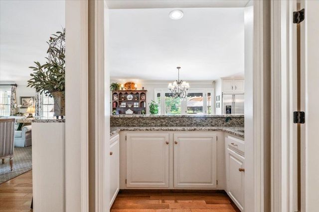 8359 DRURY LN, Germantown, TN 38139