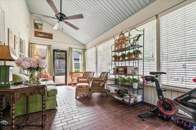 8359 DRURY LN, Germantown, TN 38139