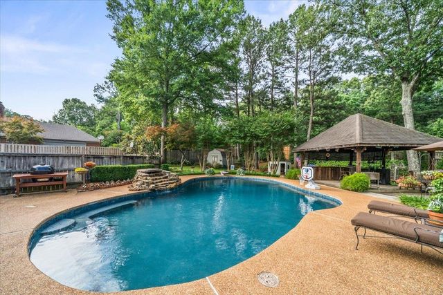 8359 DRURY LN, Germantown, TN 38139