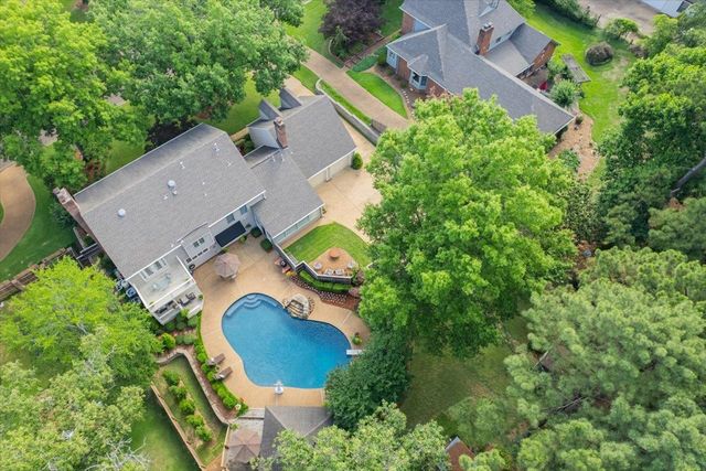 8359 DRURY LN, Germantown, TN 38139