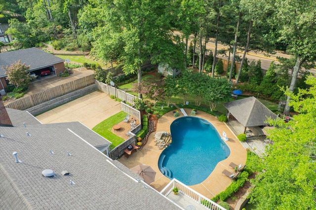 8359 DRURY LN, Germantown, TN 38139