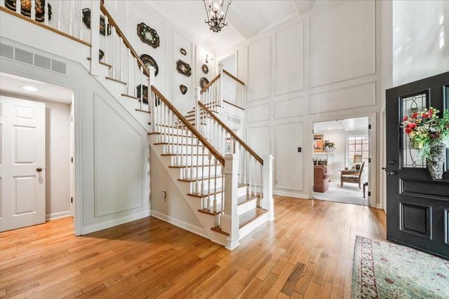 8359 DRURY LN, Germantown, TN 38139
