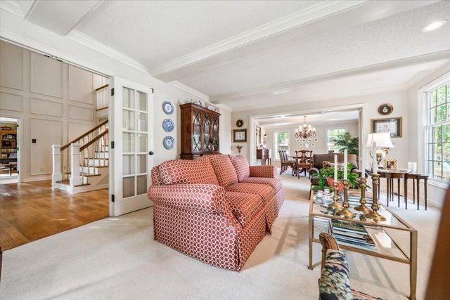 8359 DRURY LN, Germantown, TN 38139