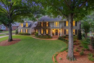 8359 DRURY LN, Germantown, TN 38139