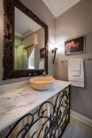 112 Menard Place, Thibodaux, LA 70301