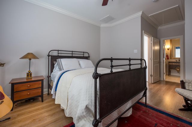 112 Menard Place, Thibodaux, LA 70301