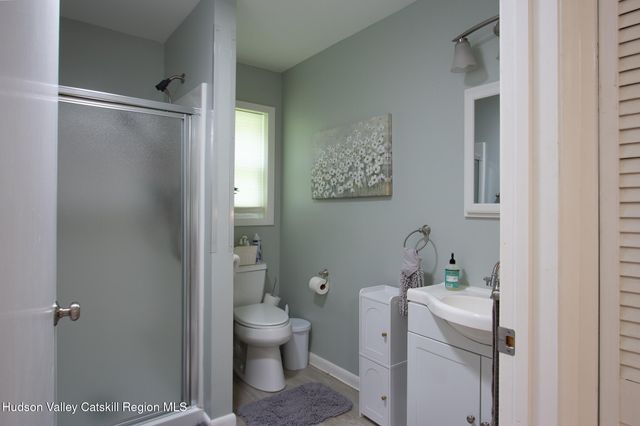 75 Oak Leaf Drive, Stuyvesant, NY 12173