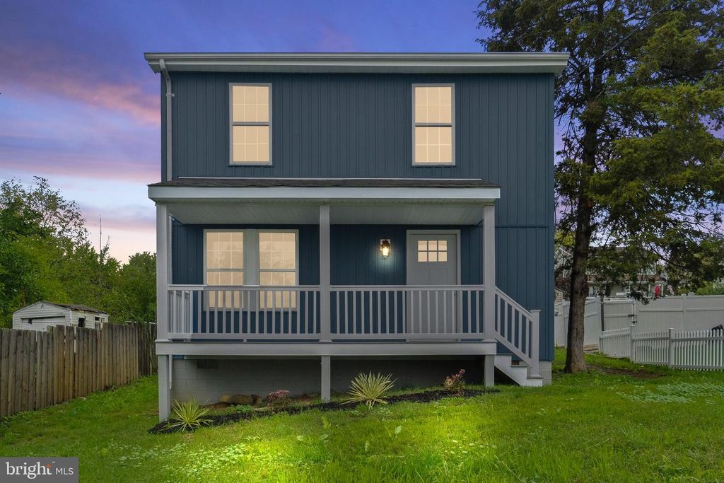 558 BRANCH ST, Strasburg, VA 22657