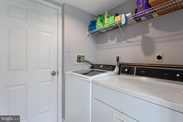 26 ESPERANZA CT, Baltimore, MD 21208