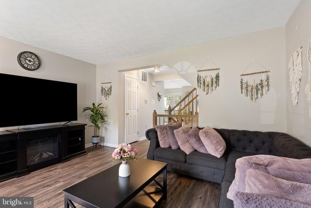 26 ESPERANZA CT, Baltimore, MD 21208