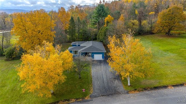 6414 Hedgerow Lane, Lafayette, NY 13078