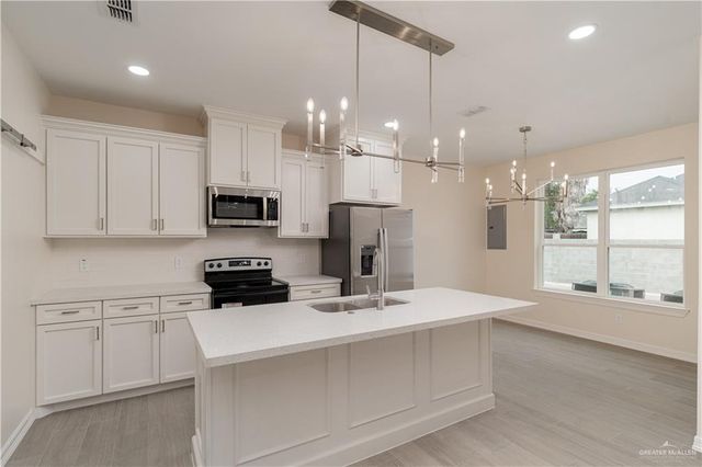 5406 N Crown Point, Pharr, TX 78577