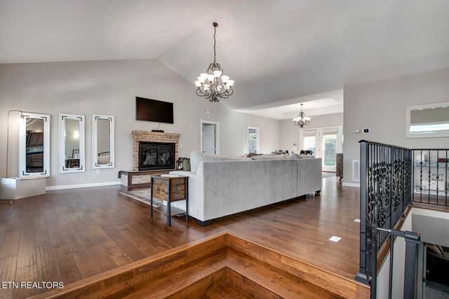 417 River Rd, Loudon, TN 37774