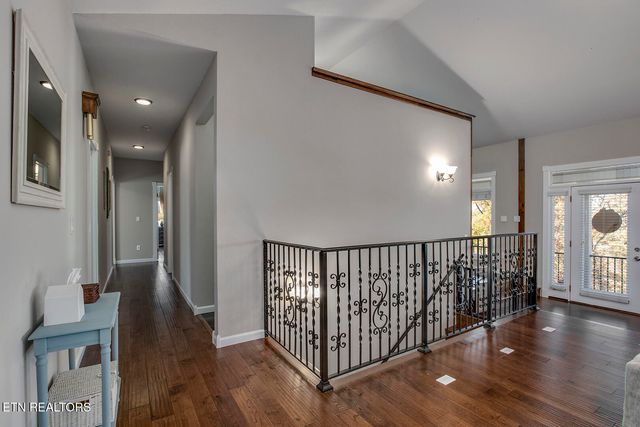 417 River Rd, Loudon, TN 37774