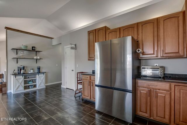 417 River Rd, Loudon, TN 37774