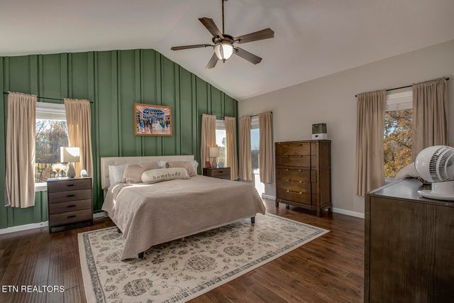 417 River Rd, Loudon, TN 37774