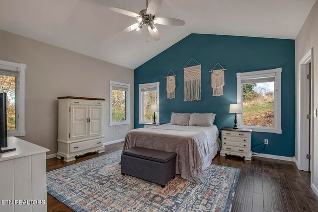 417 River Rd, Loudon, TN 37774