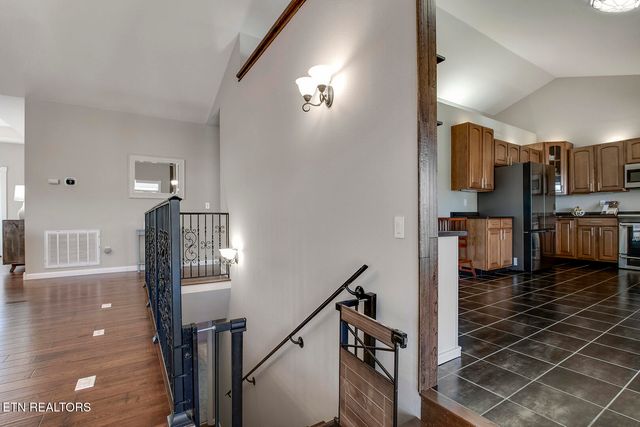 417 River Rd, Loudon, TN 37774