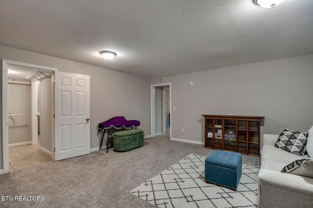 417 River Rd, Loudon, TN 37774