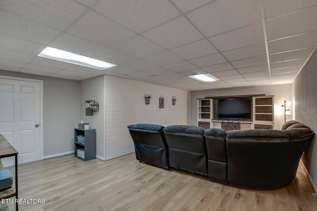 417 River Rd, Loudon, TN 37774