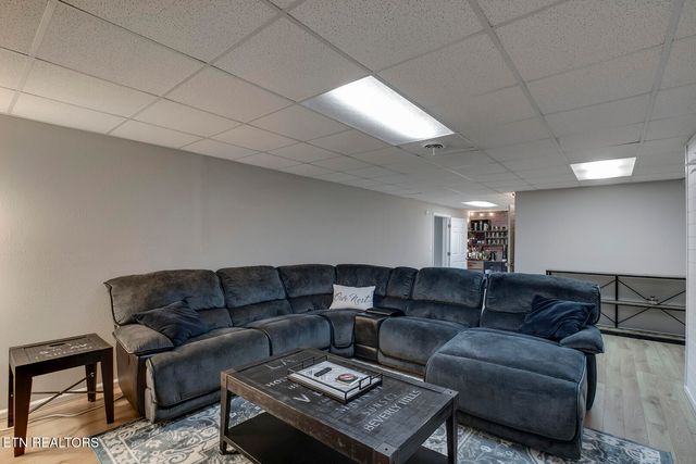 417 River Rd, Loudon, TN 37774