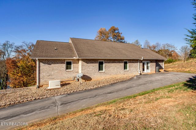 417 River Rd, Loudon, TN 37774