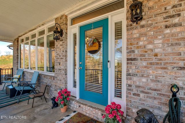 417 River Rd, Loudon, TN 37774