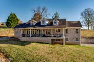 417 River Rd, Loudon, TN 37774