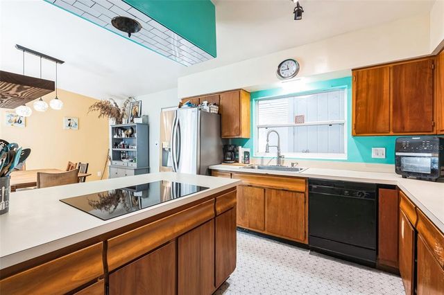 2908 MAPLEWOOD AVENUE, Lakeland, FL 33803
