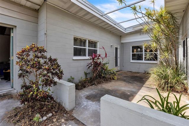 2908 MAPLEWOOD AVENUE, Lakeland, FL 33803